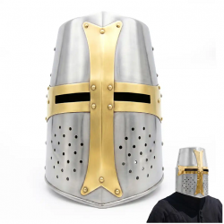Hälm Crusader